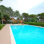 아파트 Villaggio Nautilus By Interhome *